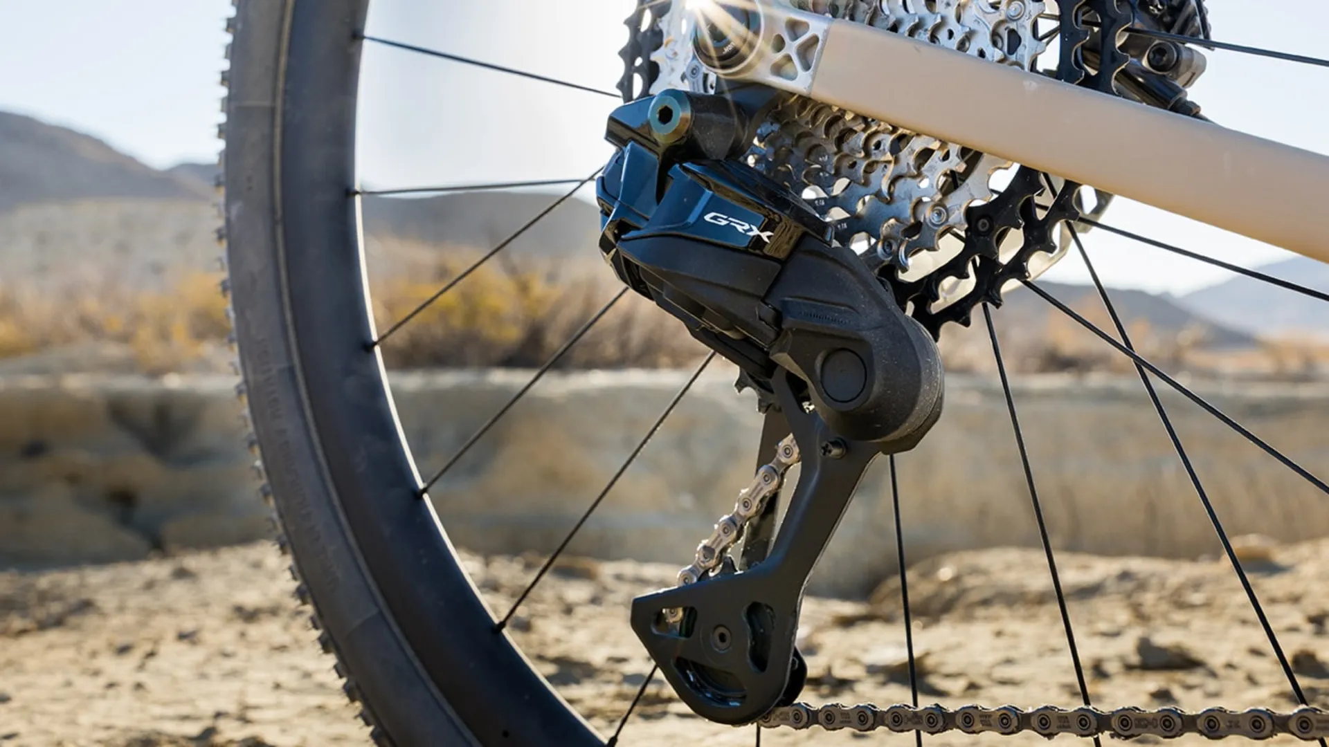 SHIMANO GRX RX 827: новий бездротовий перемикач для гравійників