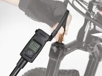 Насос для підвіски Topeak Pocket Shock Digital, 300psi/20.7bar, with braided stainless hose and PressureRite head 0