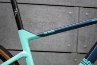 Велосипед 28" Bianchi Arcadex GRX 810 (2022) blue notes/glossy 2