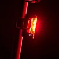 Задний фонарь (мигалка) Lezyne STRIP PRO Ai ALERT 400+ Rear USB-C black (Y18) 2