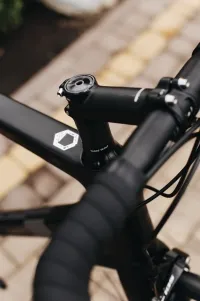 Велосипед 28" Cannondale SUPERSIX Carbon 105 (2021) matte black 6