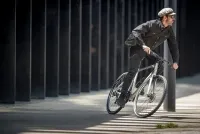 Велосипед 28" Merida CROSSWAY 100 (2021) glossy black(matt silver) 4