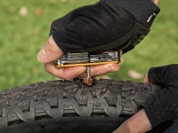 Мультитул Topeak Tubi 11 Combo, Tubi 11 tubeless tire repair tool with Tubi Plugbox and repair plugs, w/tool bag 3