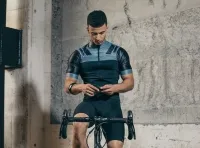 Датчик пульса оптический на предплечье Wahoo TICKR Fit Armband Heart Rate Monitor 7