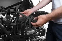 Велокріплення на фаркоп для 3-х велосипедів Thule EasyFold XT 3B 13pin  Black 8
