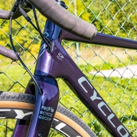 Велосипед 28" Cyclone CGX (2022) черно-фиолетовый 7