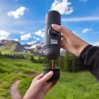 Портативна еспресо-кавоварка Wacaco Minipresso GR, black 4