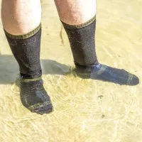 Шкарпетки водонепроникні Dexshell Trekking, з зеленою смужкою 2