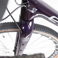 Велосипед 28" Cyclone CGX (2022) черно-фиолетовый 11