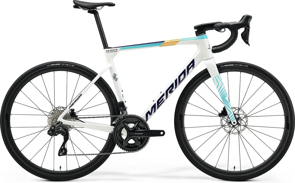 Велосипед 28" Merida SCULTURA 6000 (2025) pearl/blue-team