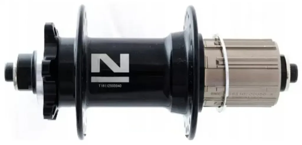 Втулка задняя NOVATEC D042SB S3S 11S 32H QR 148,5mm под эксцентрик, алюм. black Втулка задняя NOVATEC D042SB S3S 11S 32H QR 148,5mm под эксцентрик, алюм. black