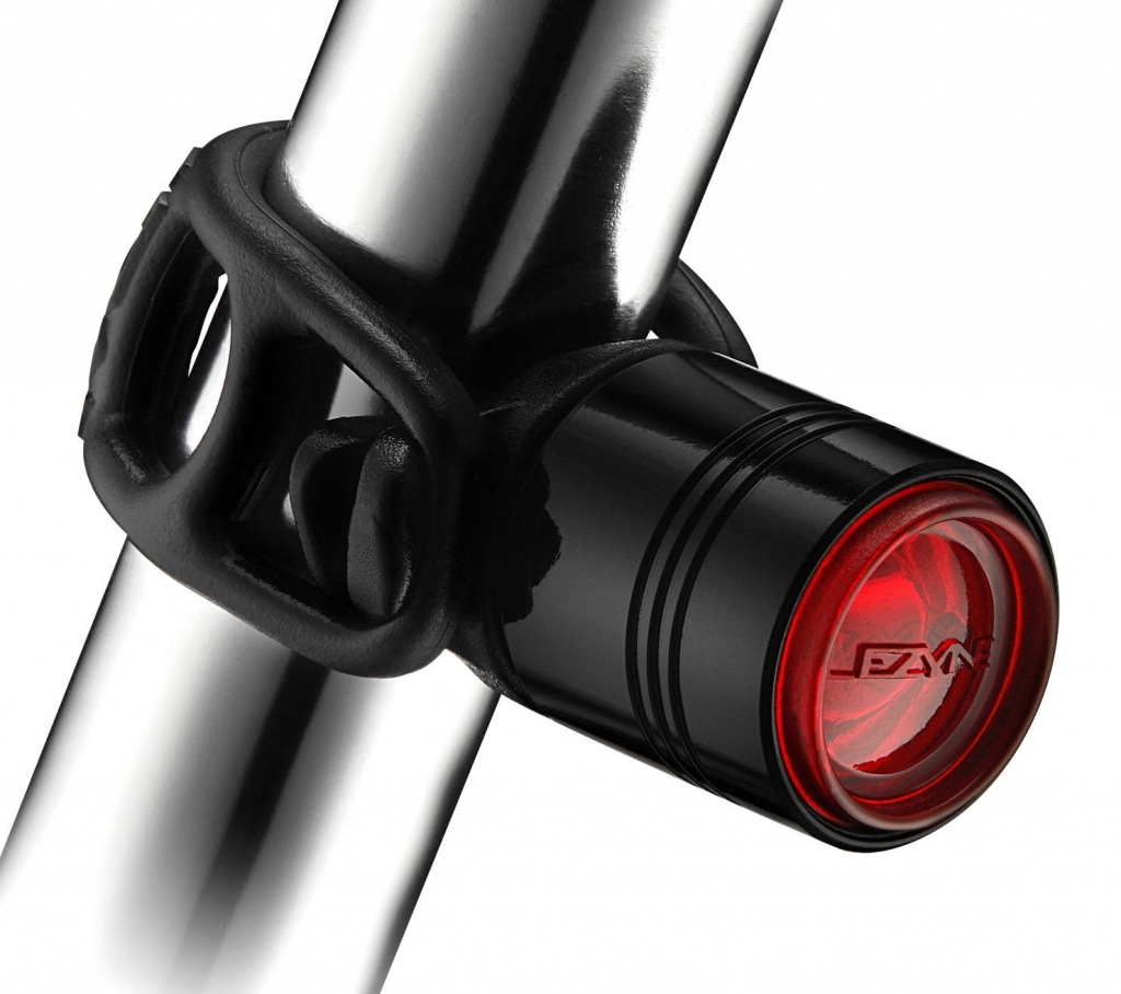 Мигалка задняя Lezyne Femto Drive Rear черный Мигалка задняя Lezyne Femto Drive Rear черный