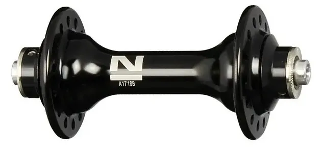 Втулка передняя NOVATEC A171SB 28H QR 108mm под эксцентрик алюм. black Втулка передняя NOVATEC A171SB 28H QR 108mm под эксцентрик алюм. black