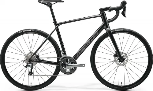 Велосипед 28 Merida SCULTURA ENDURANCE 300 (2024) silk black
