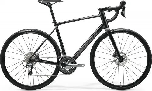 Велосипед 28 Merida SCULTURA ENDURANCE 300 (2023) silk black/dark silver