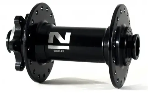 Втулка передняя NOVATEC D041SB 32H 15x110mm, алюм. black